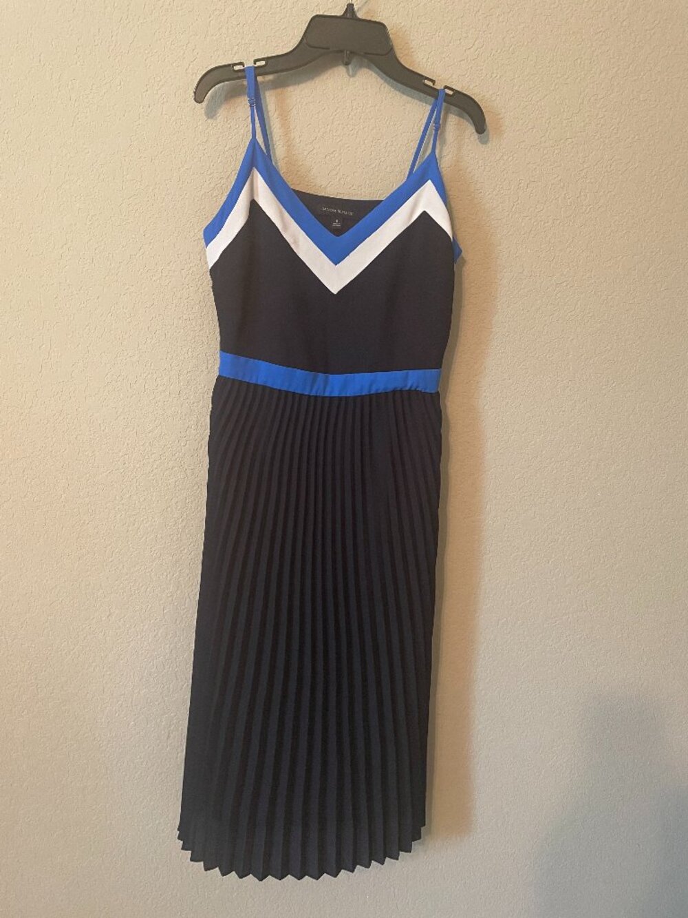 Banana Republic Pleated Midi Dress Size 6